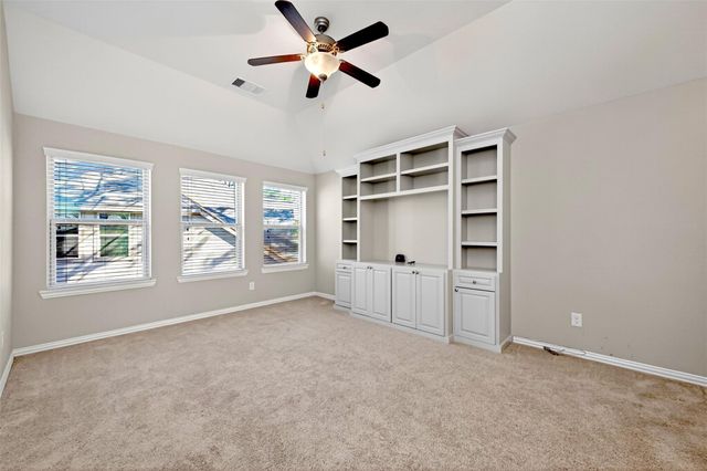 14 S Sawbridge Circle, The Woodlands, TX 77389