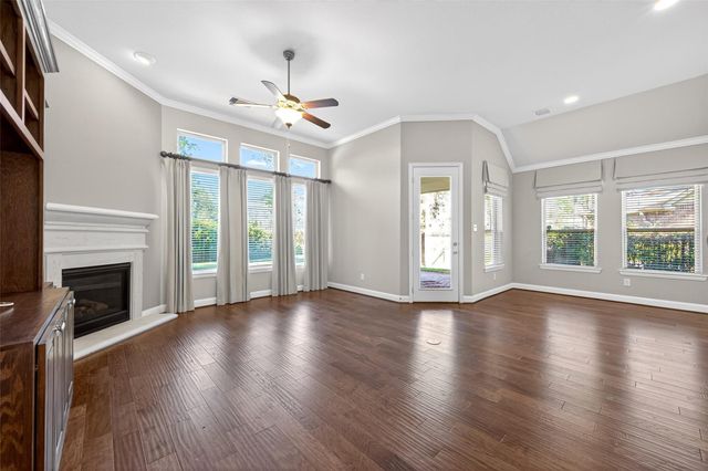 14 S Sawbridge Circle, The Woodlands, TX 77389