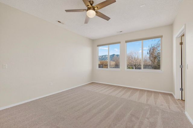 900 Cottonwood Circle, Bernalillo, NM 87004