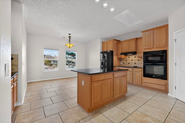 900 Cottonwood Circle, Bernalillo, NM 87004