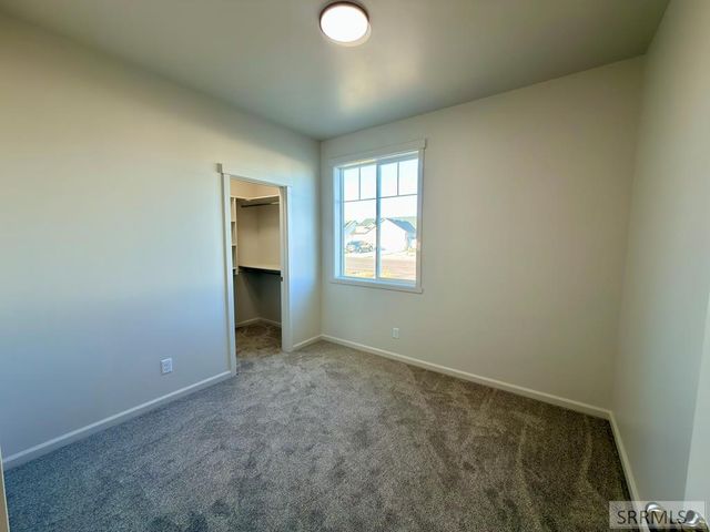 1073 Alpine Ave, Chubbuck, ID 83202