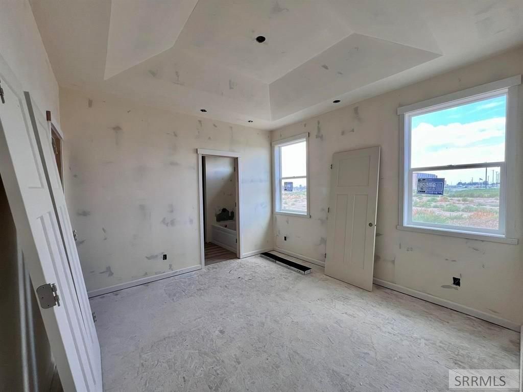 Image 12 of property listing at 1073 Alpine Ave, Chubbuck, ID 83202