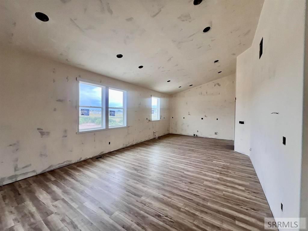 Image 7 of property listing at 1073 Alpine Ave, Chubbuck, ID 83202