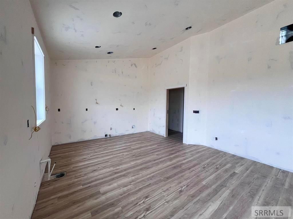 Image 8 of property listing at 1073 Alpine Ave, Chubbuck, ID 83202