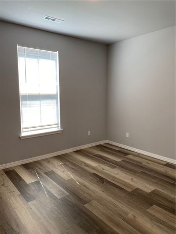 6 Baker Drive, Bella Vista, AR 72715
