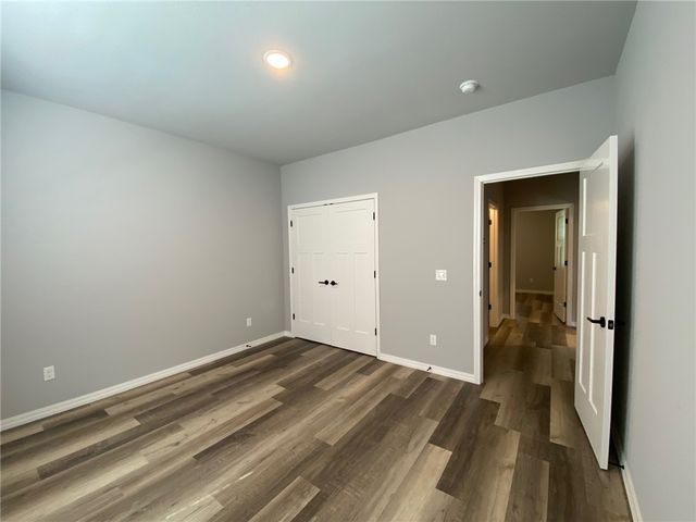 6 Baker Drive, Bella Vista, AR 72715