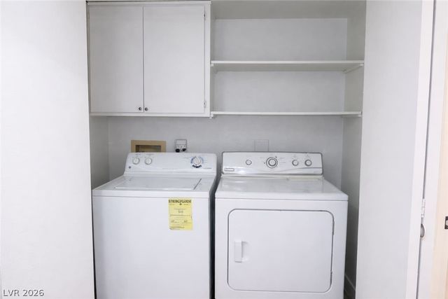 4041 Nook Way B, Las Vegas, NV 89103