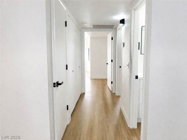 4041 Nook Way B, Las Vegas, NV 89103