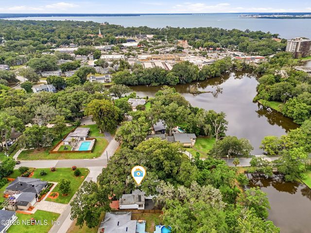 5388 ROLLINS Avenue, Jacksonville, FL 32207