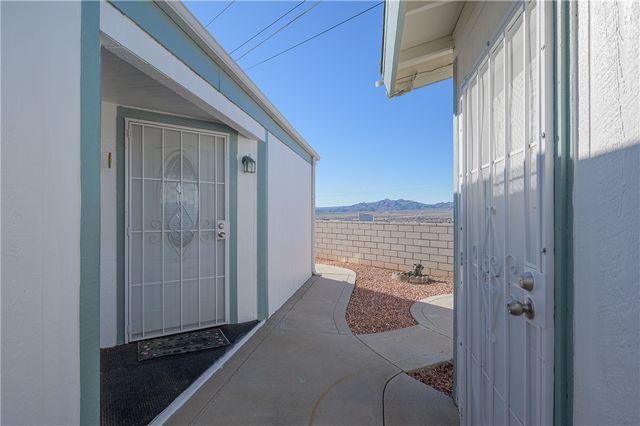 3061 Oak Place, Bullhead City, AZ 86429