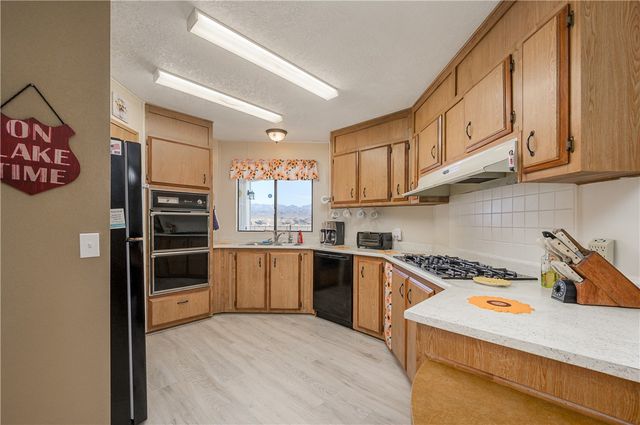 3061 Oak Place, Bullhead City, AZ 86429