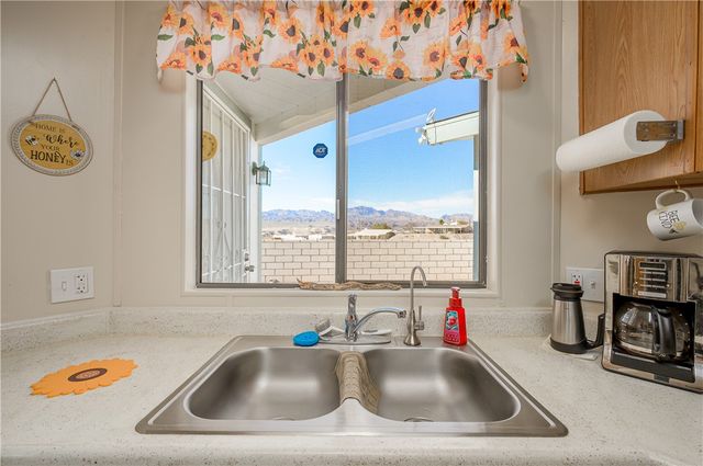 3061 Oak Place, Bullhead City, AZ 86429