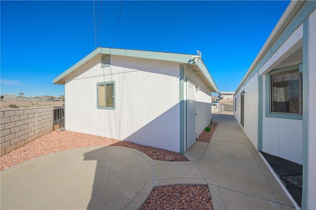 3061 Oak Place, Bullhead City, AZ 86429