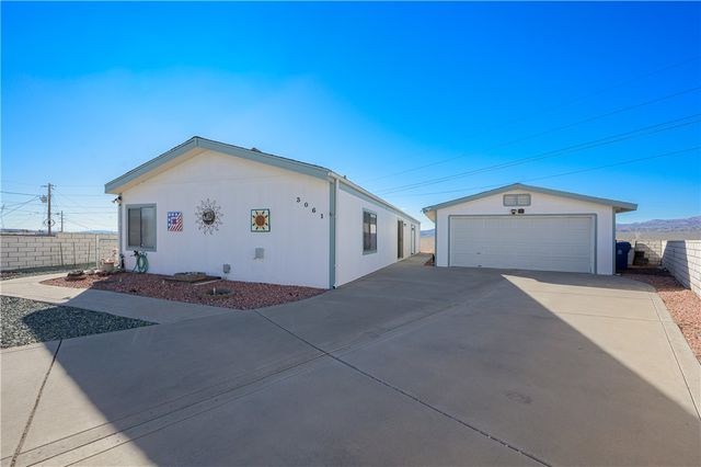 3061 Oak Place, Bullhead City, AZ 86429