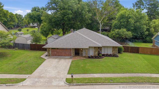 6609 S Redbud Avenue, Broken Arrow, OK 74011