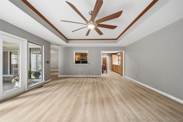 6609 S Redbud Avenue, Broken Arrow, OK 74011