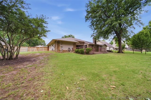 6609 S Redbud Avenue, Broken Arrow, OK 74011