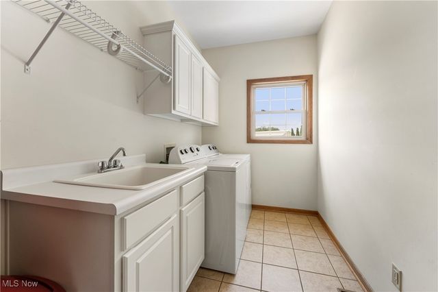 2760 Relda Circle SW, Massillon, OH 44647