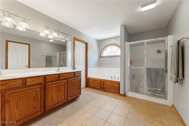 2760 Relda Circle SW, Massillon, OH 44647