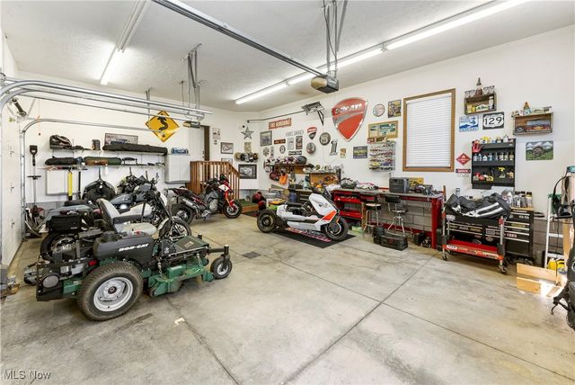 2760 Relda Circle SW, Massillon, OH 44647