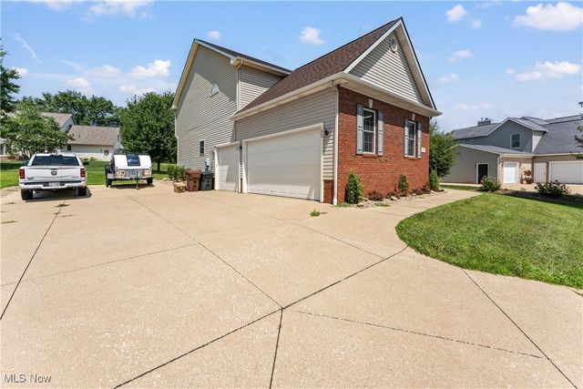 2760 Relda Circle SW, Massillon, OH 44647