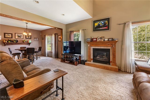 2760 Relda Circle SW, Massillon, OH 44647