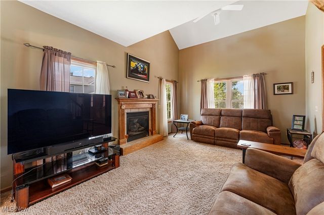 2760 Relda Circle SW, Massillon, OH 44647