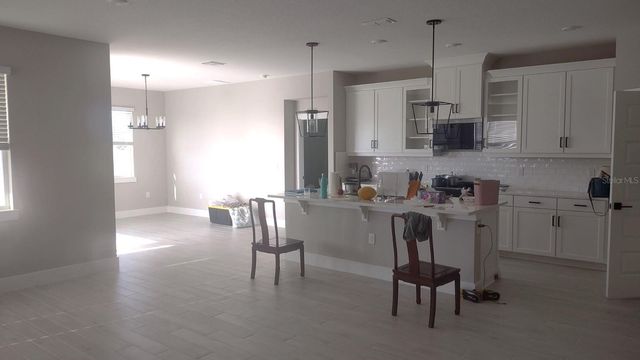 100 RUNAWAY FIELD AVENUE, Nokomis, FL 34275