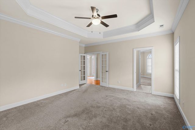 4936 Cove Valley Drive SE, Owens Cross Roads, AL 35763