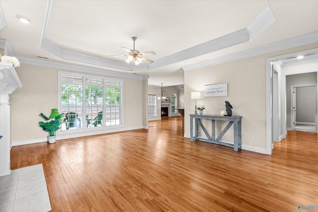 4936 Cove Valley Drive SE, Owens Cross Roads, AL 35763