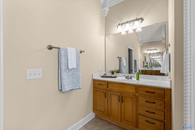 4936 Cove Valley Drive SE, Owens Cross Roads, AL 35763