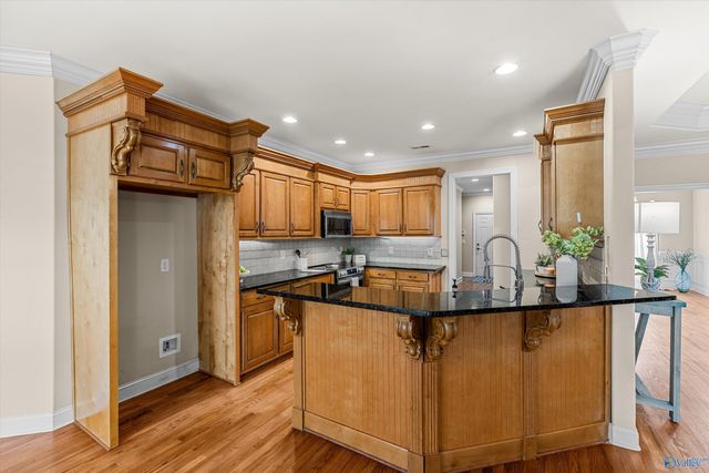 4936 Cove Valley Drive SE, Owens Cross Roads, AL 35763