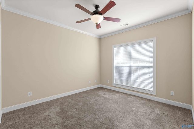 4936 Cove Valley Drive SE, Owens Cross Roads, AL 35763