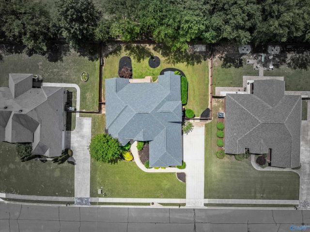 4936 Cove Valley Drive SE, Owens Cross Roads, AL 35763