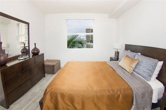 17150 N Bay Rd 2408, Sunny Isles Beach, FL 33160