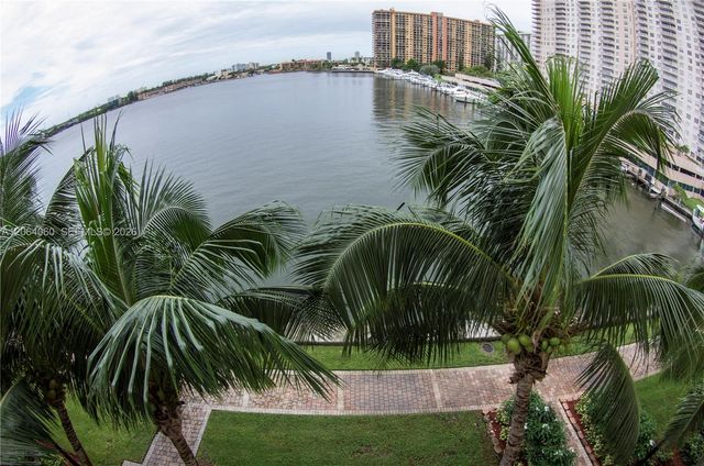 17150 N Bay Rd 2408, Sunny Isles Beach, FL 33160