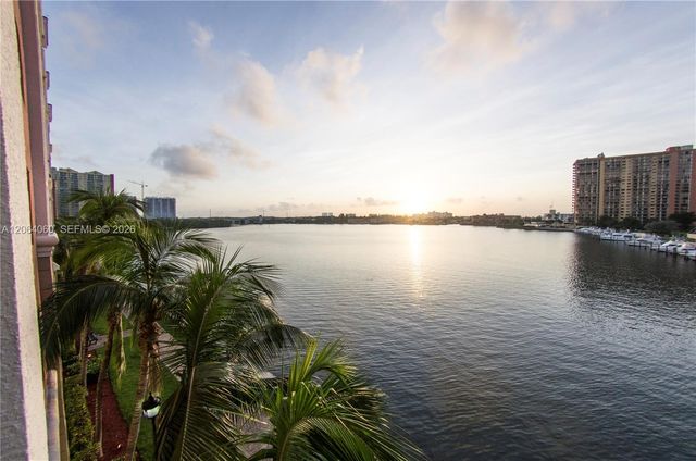 17150 N Bay Rd 2408, Sunny Isles Beach, FL 33160