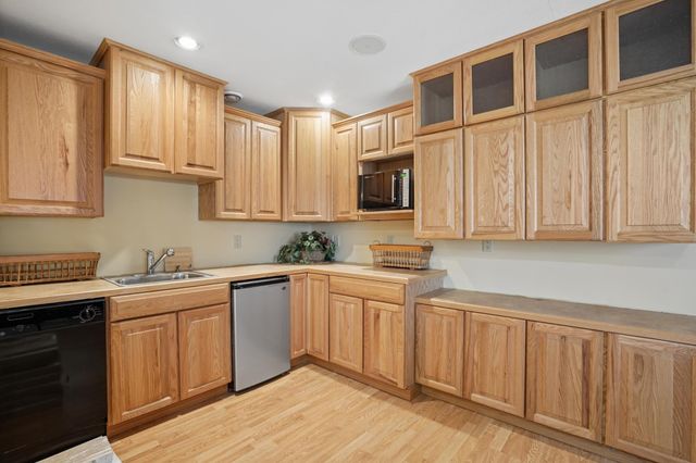 6102 Wildwood Way, Monticello, MN 55362