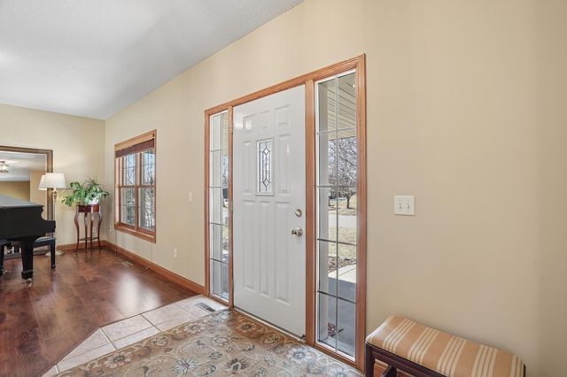 6102 Wildwood Way, Monticello, MN 55362