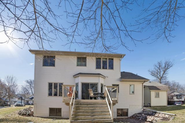 6102 Wildwood Way, Monticello, MN 55362