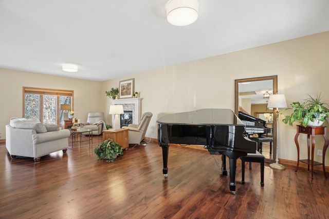 6102 Wildwood Way, Monticello, MN 55362