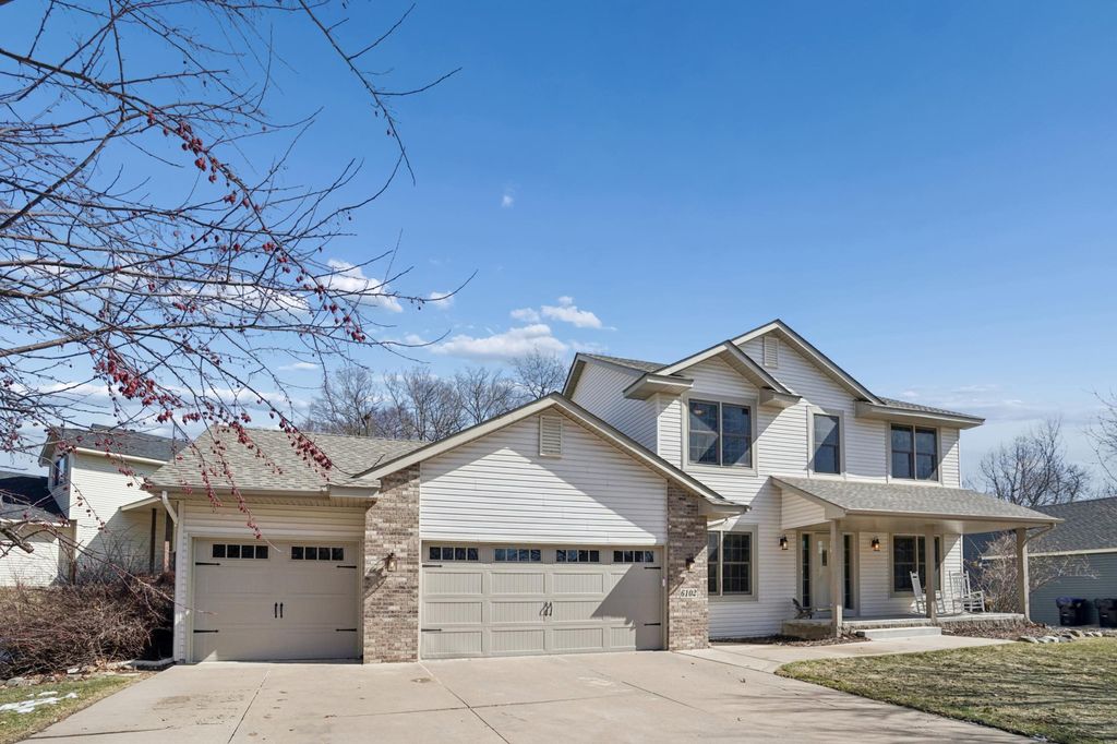 6102 Wildwood Way, Monticello, MN 55362