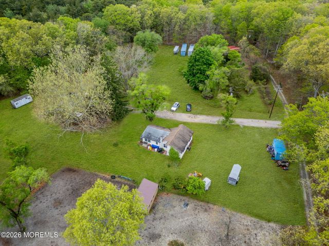 3707 North Road, Manchester, NJ 08759