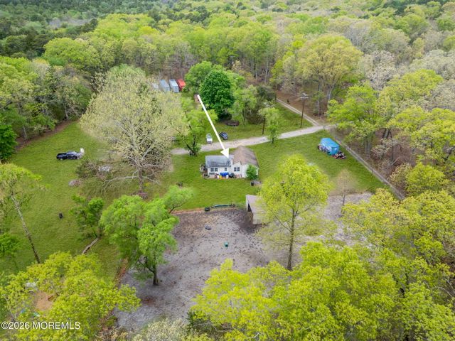3707 North Road, Manchester, NJ 08759