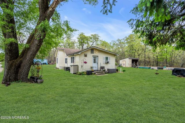3707 North Road, Manchester, NJ 08759