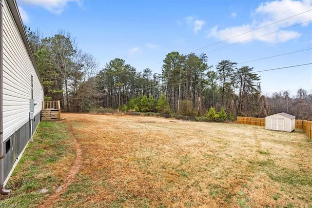 1117 Bald Hill Loop, Madison, NC 27025