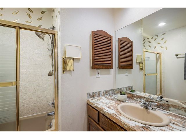 4936 Clubhouse Cir, Boulder, CO 80301