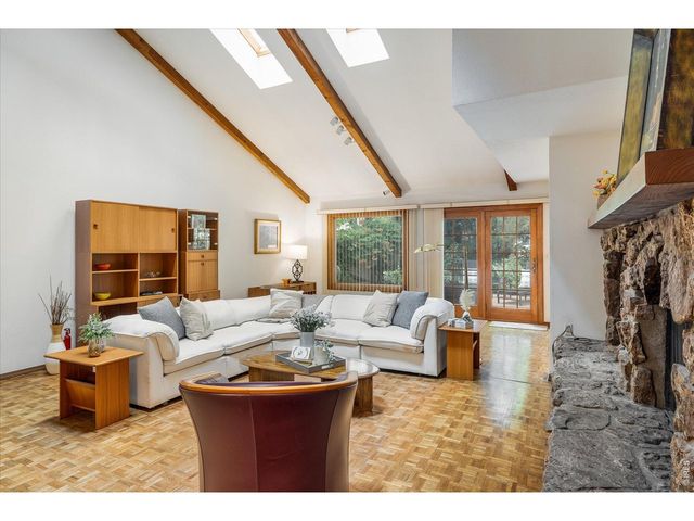 4936 Clubhouse Cir, Boulder, CO 80301