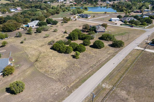3001 Bob White Drive, Granbury, TX 76049