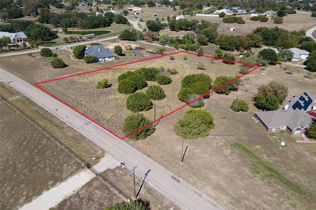 3001 Bob White Drive, Granbury, TX 76049